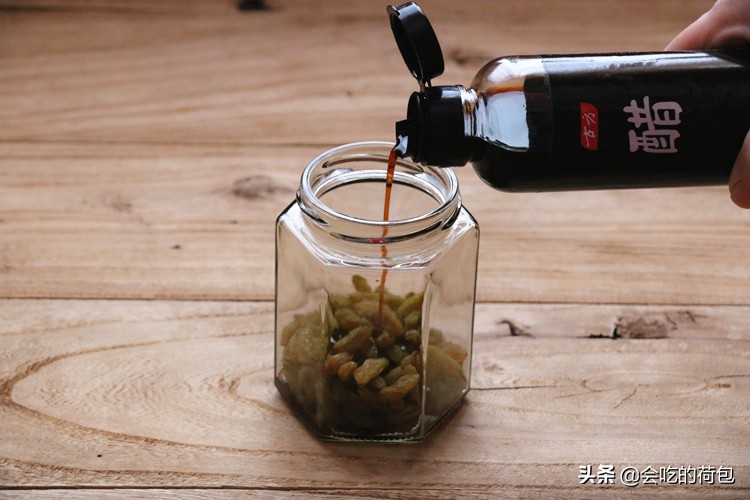 醋泡葡萄干的时间很久了效果好吗,醋泡葡萄干的正确做法与吃法窍门