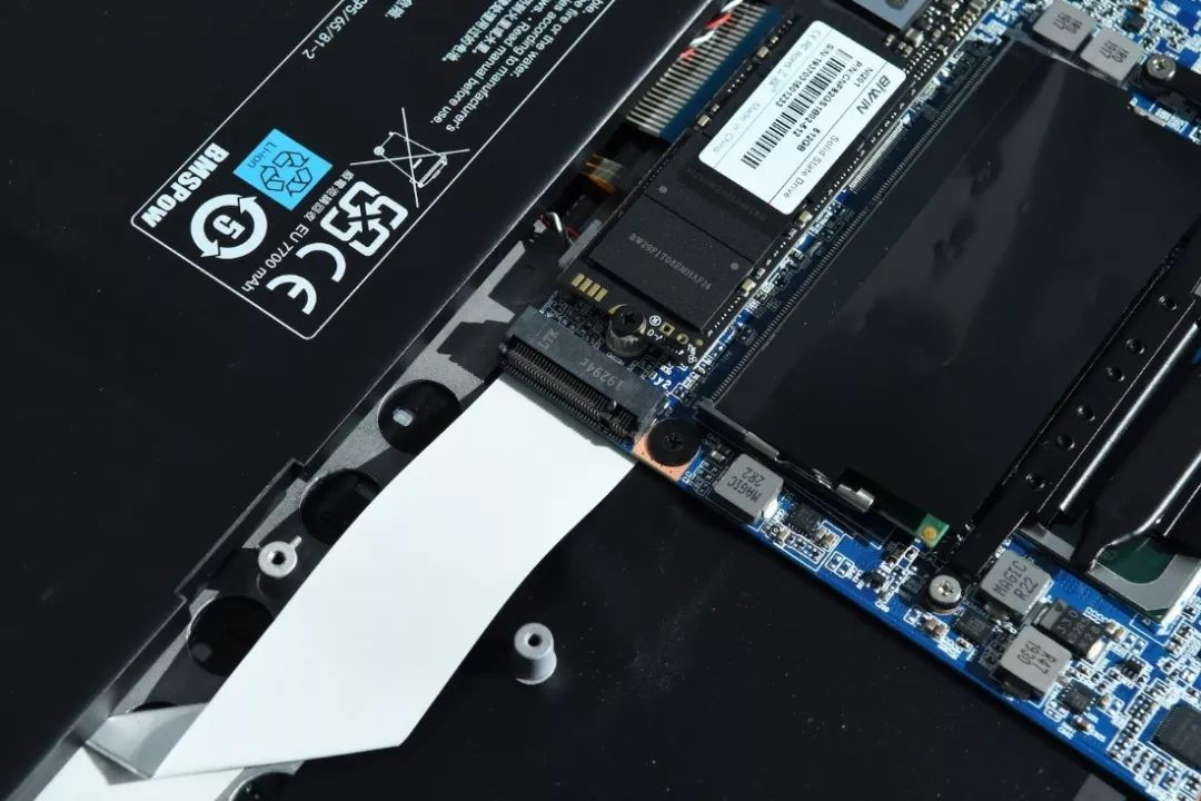 机械革命s1plus电池容量,机械革命s1plus游戏评测