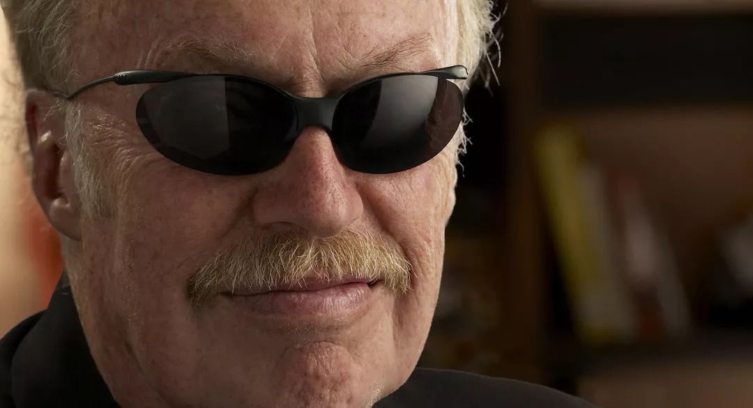 世界上做服装最富的人,世界上做衣服最厉害的人