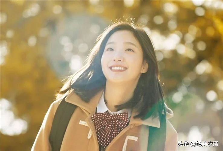 怎么样才能提升气质？“茶系风格”穿搭，优雅时髦太高级