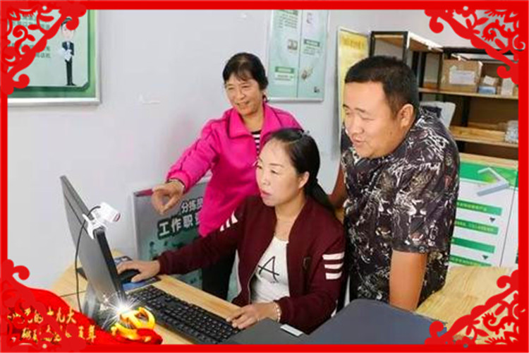 乡下农村人近10年干什么能挣钱,60岁农民在城里做点什么能挣钱