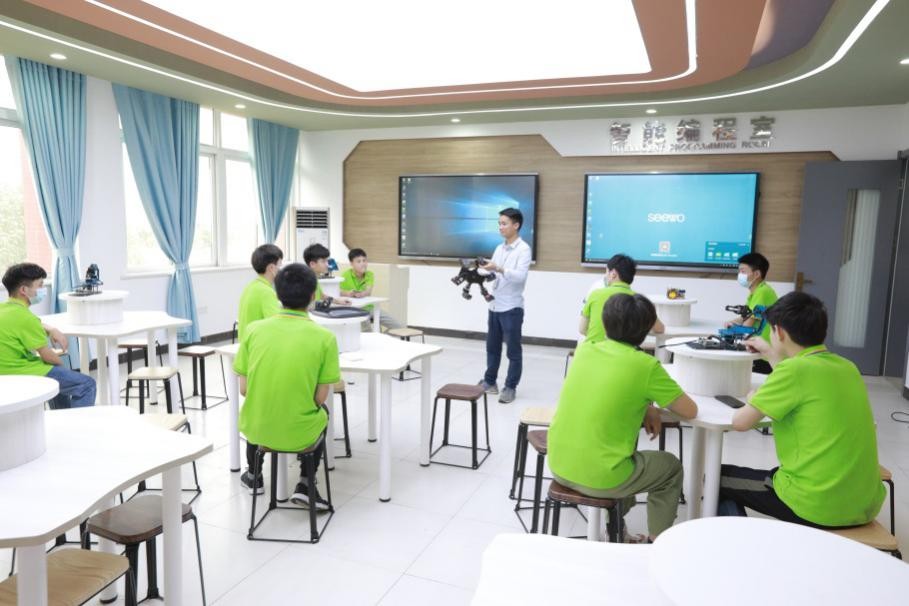 安徽新华电脑专修学校可以中考吗,职业学校中考改革