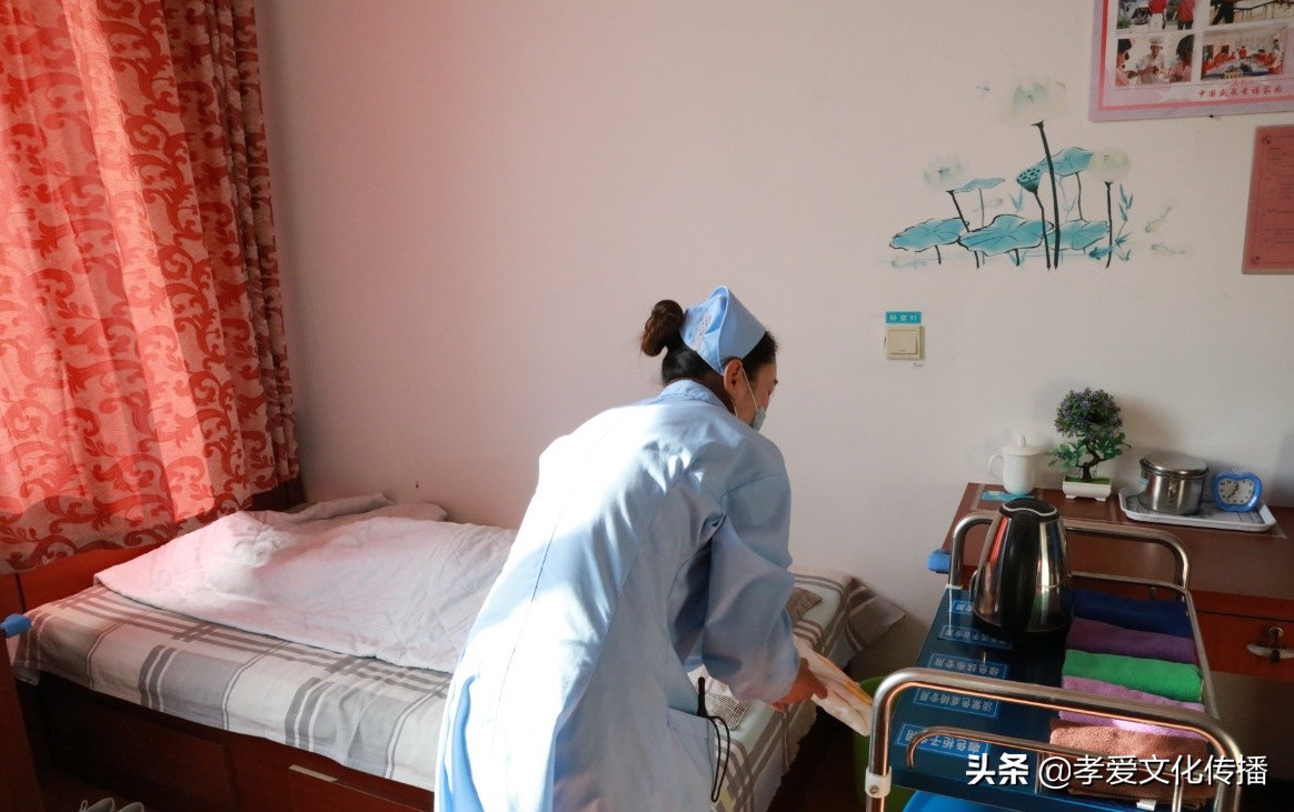 盛泉养老新模式,盛泉普惠康养基地老人