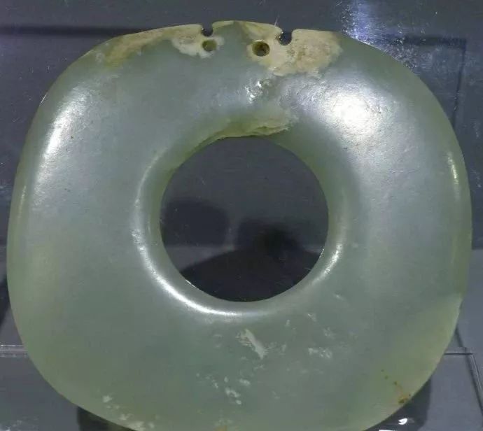 红山玉器真假图片对比,红山玉真假图对比