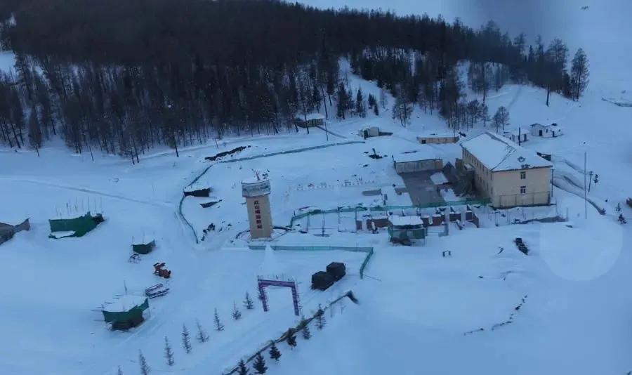 其实这里不寂寞：快来看看“雪海孤岛”红山嘴官兵的雪地运动…