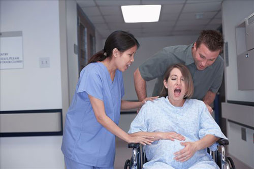 孕期隔20分钟就要小便怎么解决,孕期小便特别黄怎么办