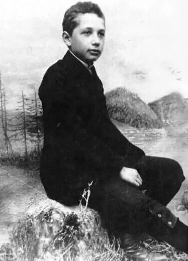 牛顿为什么这么牛啊,牛顿最牛的科学发现