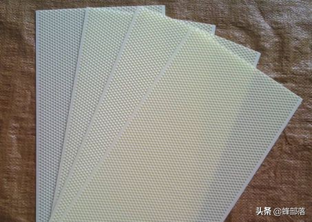 蜂蜡巢础和石蜡巢础的区别,蜂蜡巢础和石蜡巢础