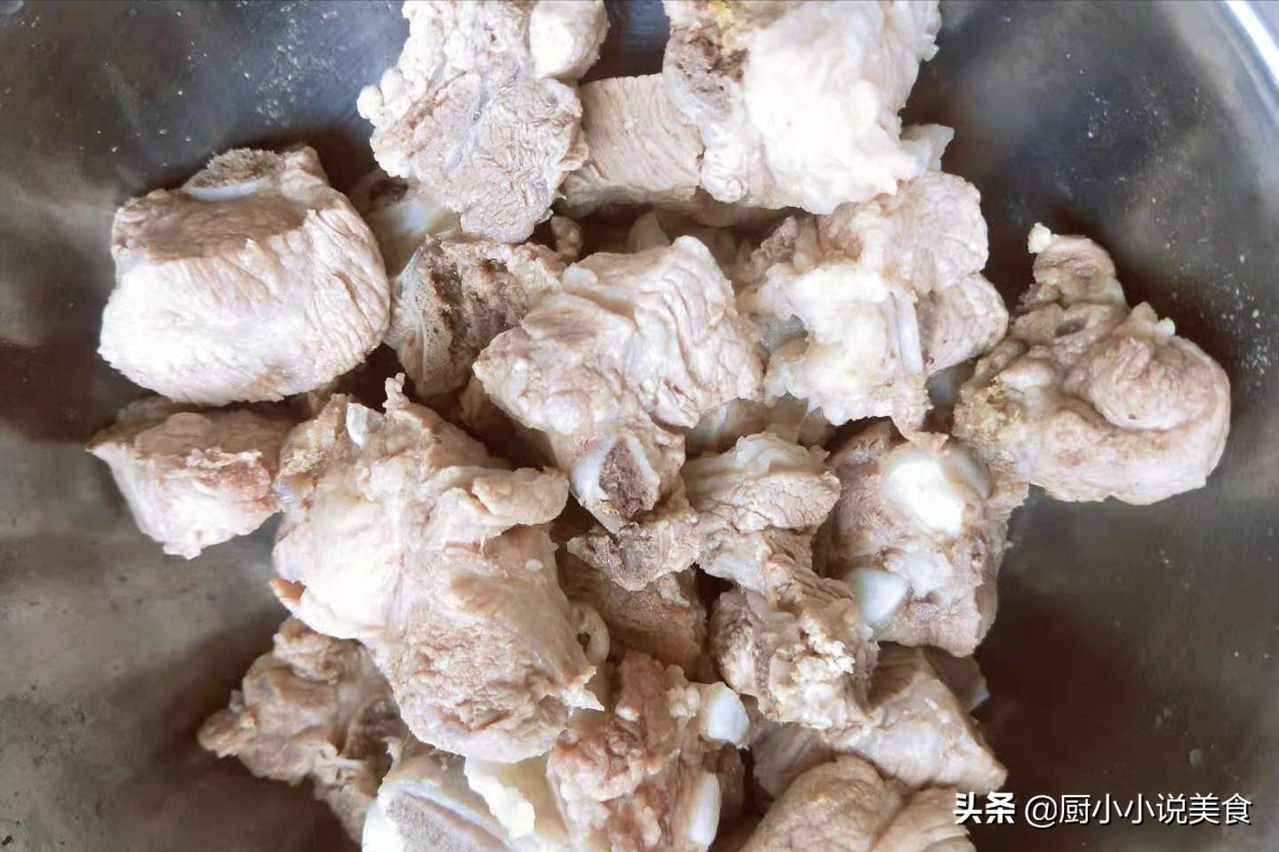 炖排骨用水果玉米还是糯玉米,炖排骨放什么材料炖出来最好吃