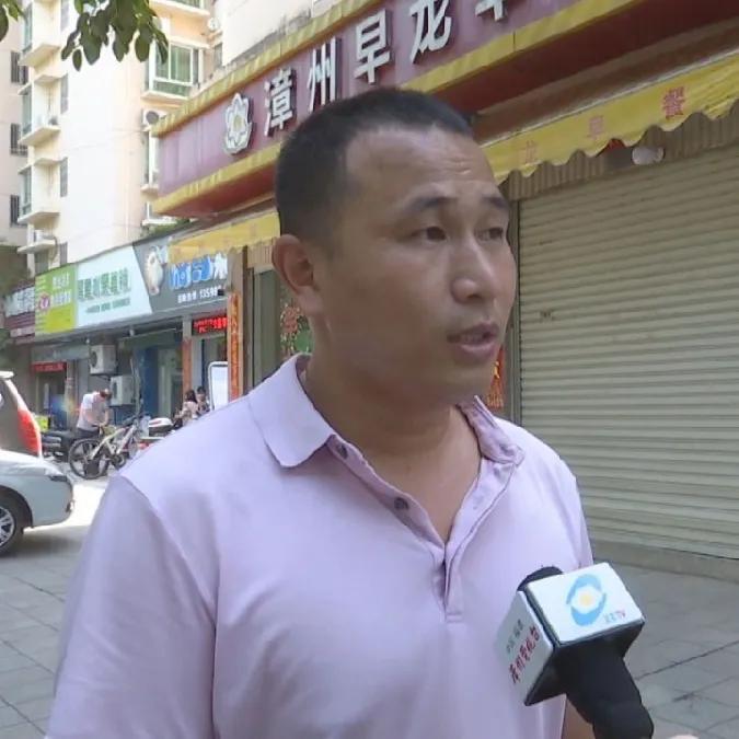 漳州——「民生关注」早龙早餐：小餐车大民生