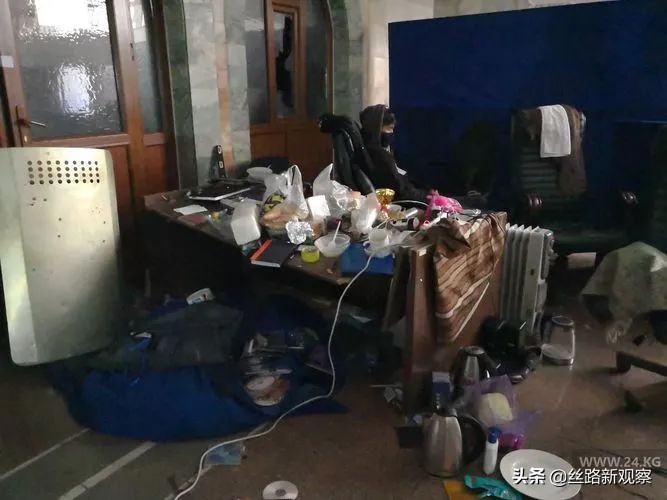 图集|骚乱过后,这还是象征吉国权力中心的“白宫”吗?