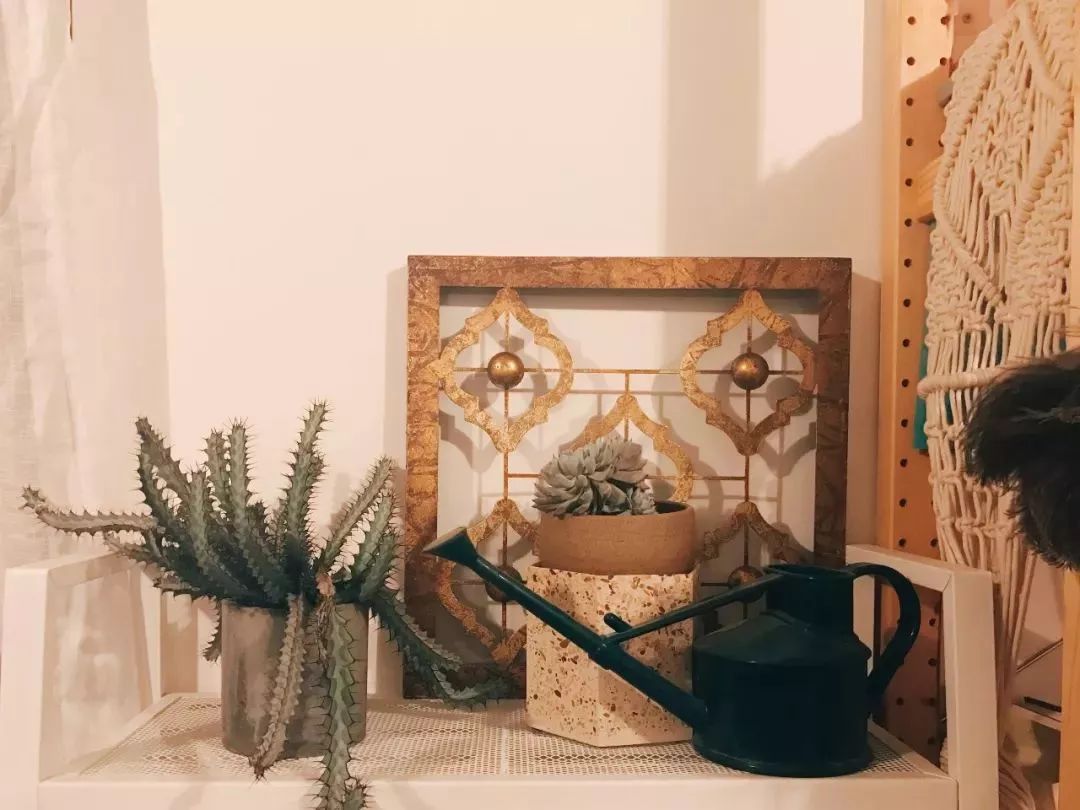 90后花9000元爆改老房子,90后夫妻精心改造精装房