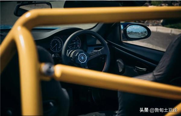「毂锐驰」一台融入了JDM元素的宝马E93335i