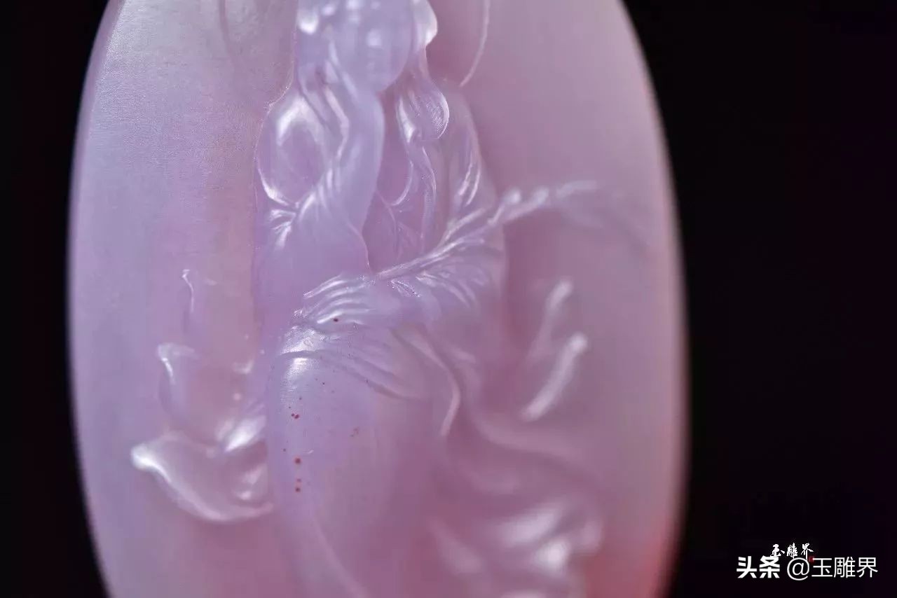 罕见绝美雪景玉雕,和田玉精美观音