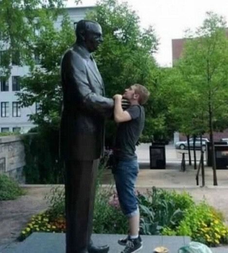 大叔经典搞笑图片,搞笑照片沙雕图集谁搞出来的