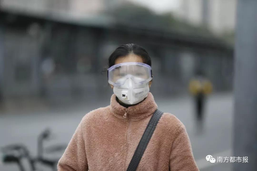 深圳复工第一天地铁站图,复工第一天的地铁