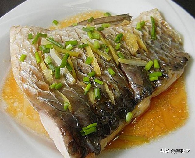 家常蒸草鱼的做法大全,家常蒸草鱼太难吃腥味太重