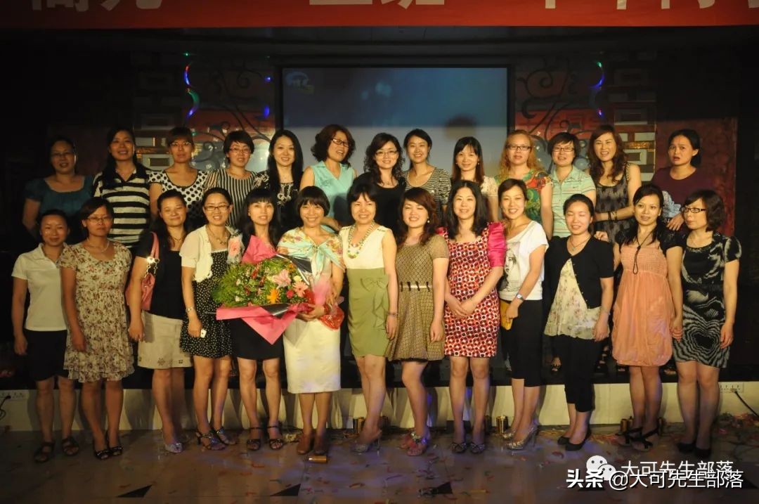 同学聚会纪念册序言精选,同学回忆录纪念册封面名字