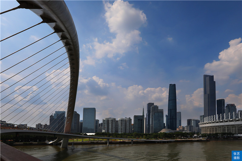 广州人行景观桥最新情况,广州海心沙人行天桥