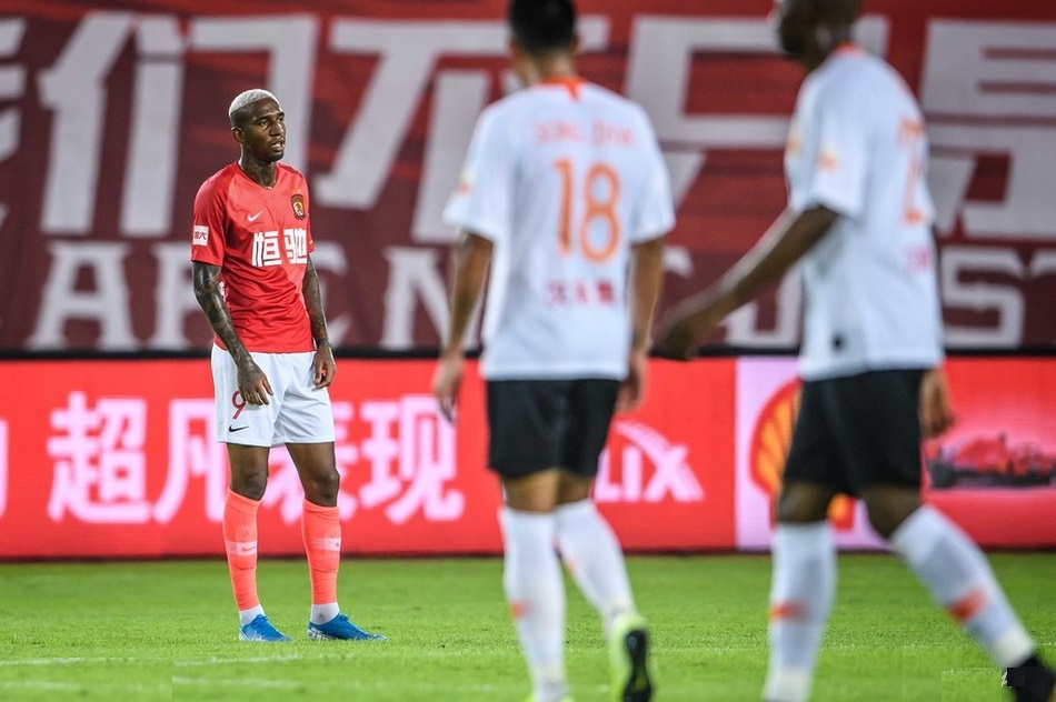 清流！两大中超土帅率队踢出最纯粹足球他们才是国足振兴的希望