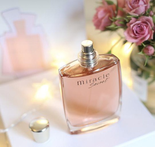 女性比较吸引人的香水,什么香水适合吸引女生