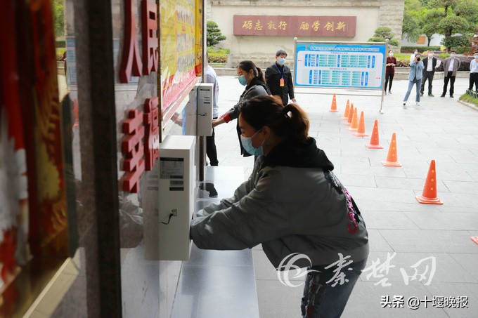 十堰初三补课,十堰学生什么时候恢复正式上课