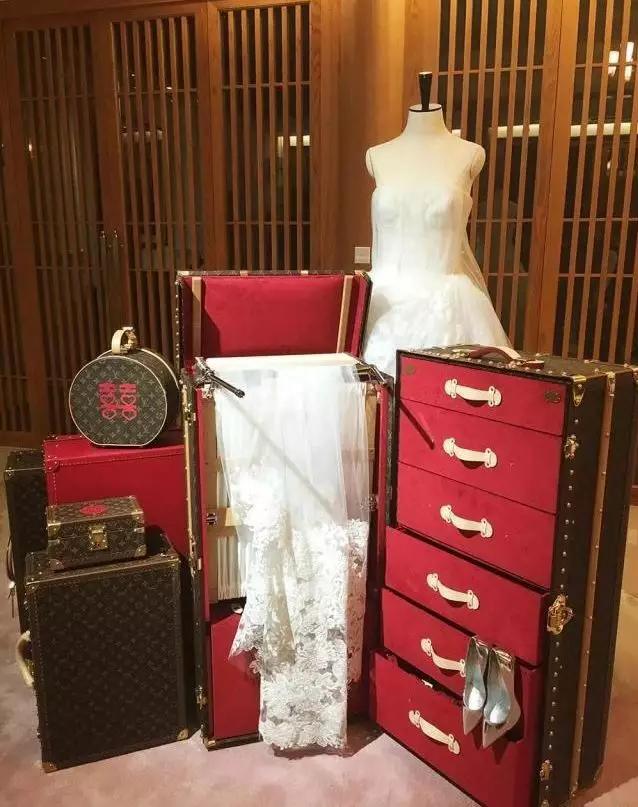 lv出过的行李箱,lv百年款