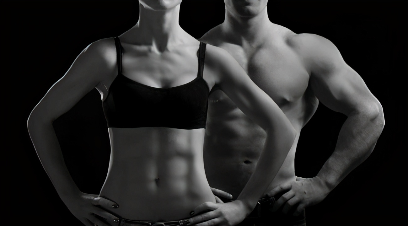 卧推训练中，手腕容易受伤，分析其中原因，并且了解处理技巧