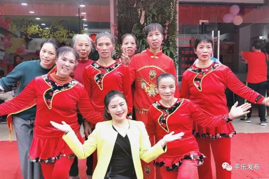 骞充箰澶ч噷鏉戝濂充富浠诲崲鐕曡姵,妗傛灄甯傚崲鐕曡姵