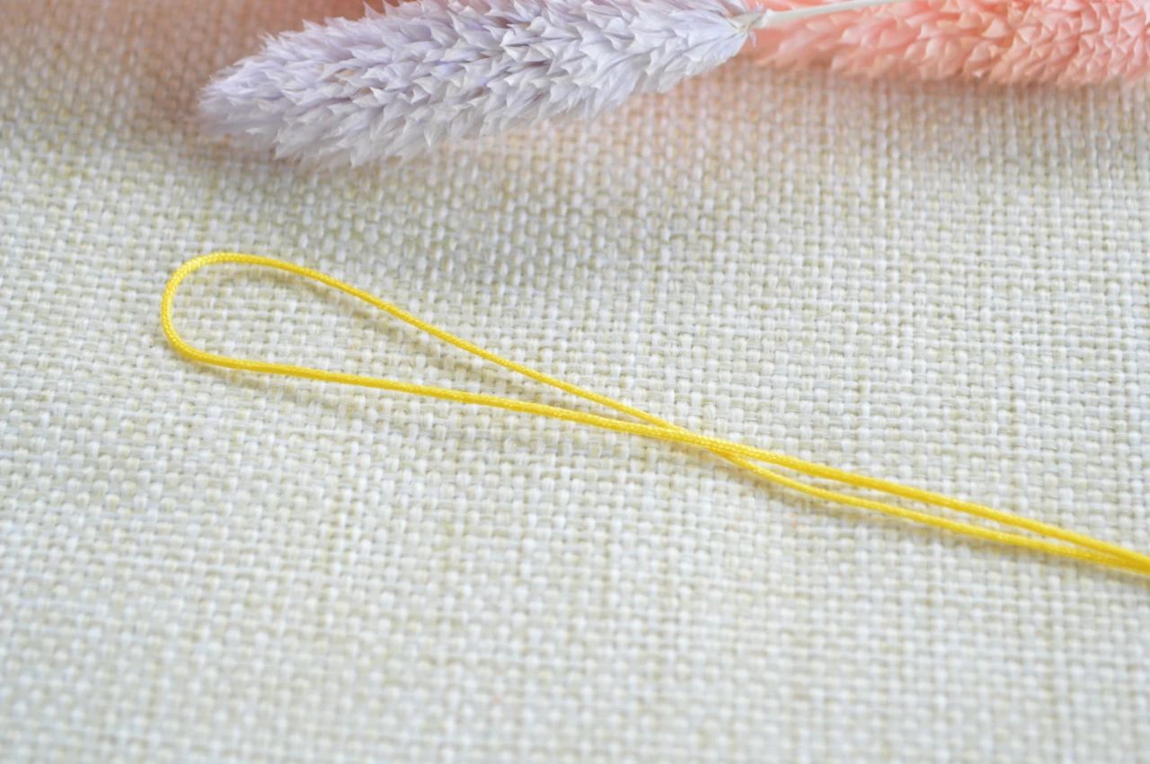 教大家编织一款手机链,手机链编织教程简单好看