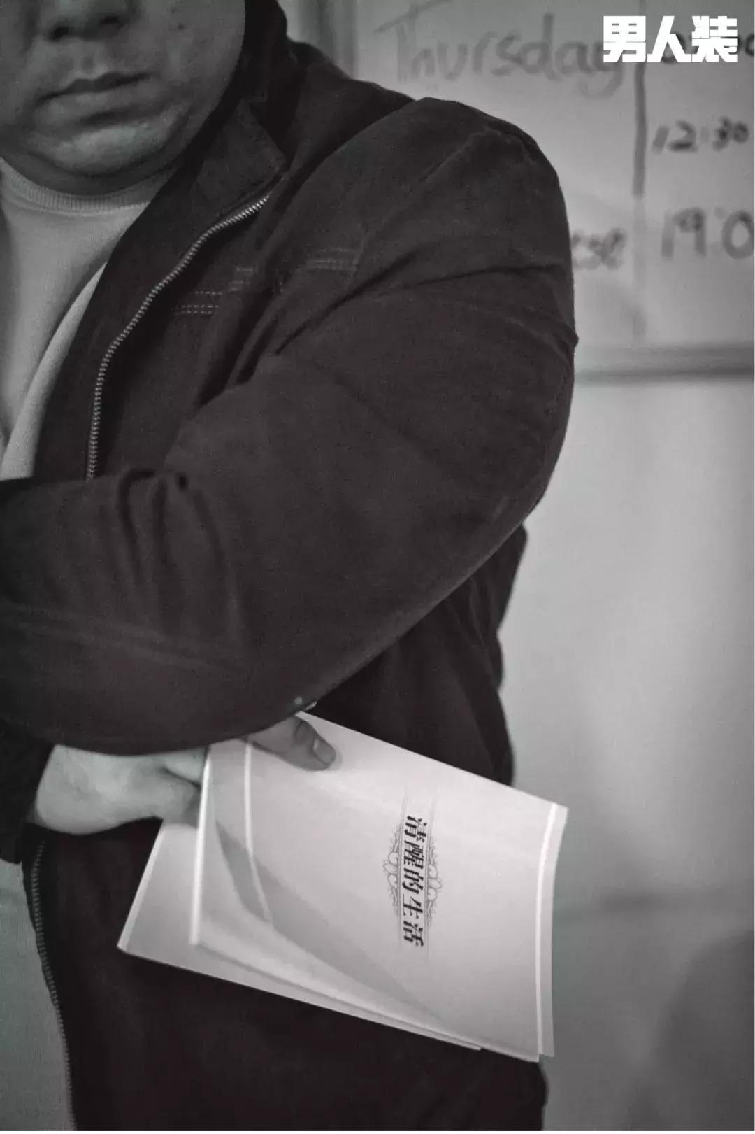 探秘“戒酒会”：这里有一群嗜酒如命的疯子