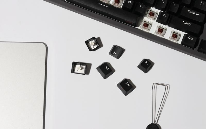 高性价比87键，手感出色HEXCORED87RGB机械键盘体验