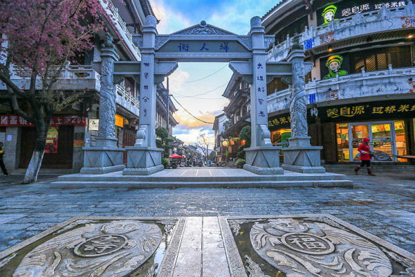 大理河边咖啡馆,大理海边咖啡店推荐