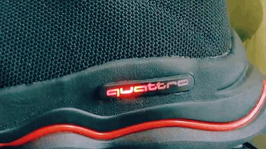 奥迪灯厂变鞋厂,打造四驱运动鞋,这流水呼吸灯连小孩都馋哭了