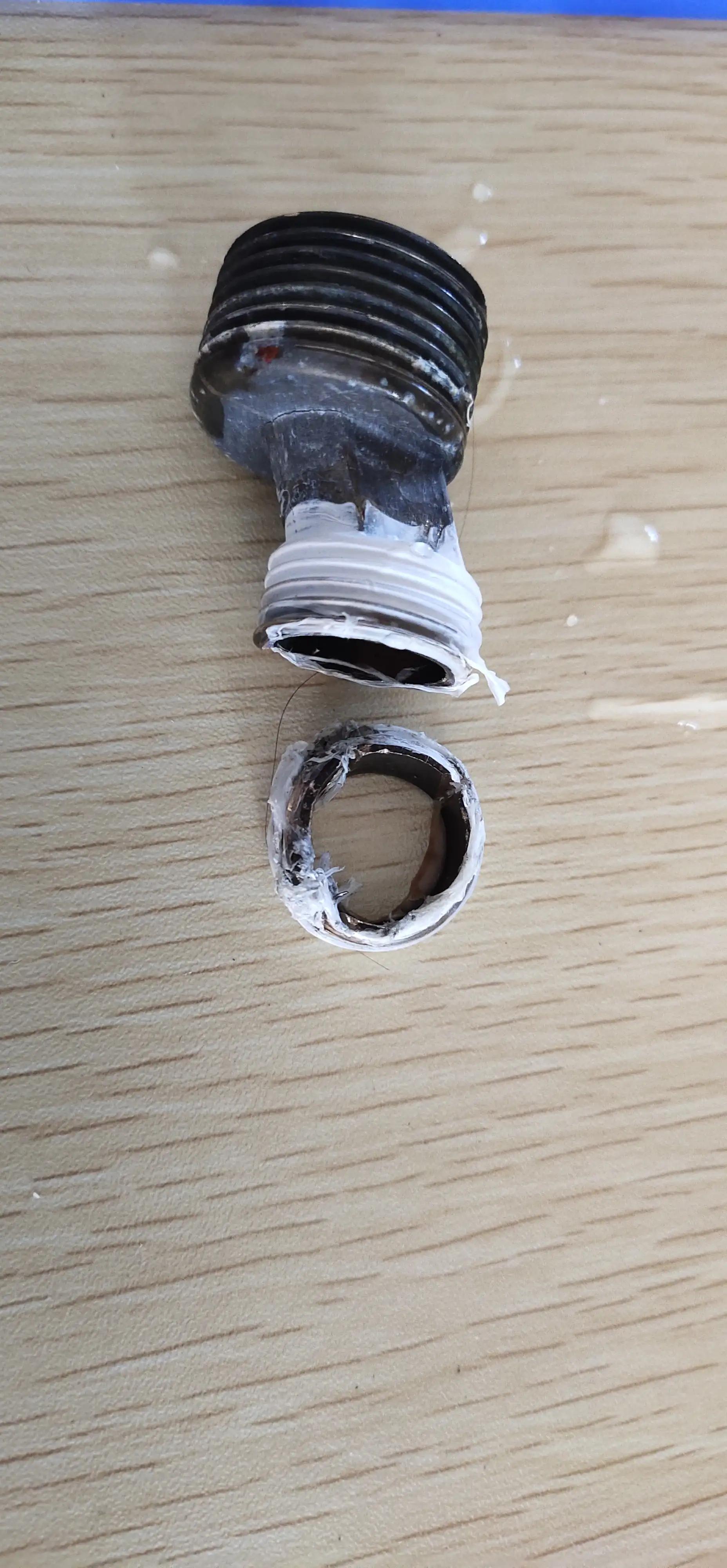 浴室水龙头断了怎么堵,浴室水龙头断在里面怎么办