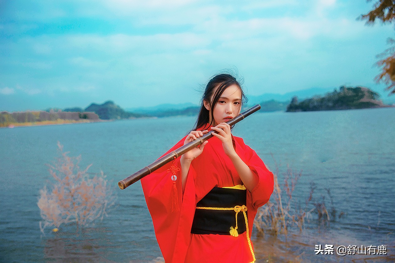 一个人的一生一定要有个红颜知己,世上最美的是爱情