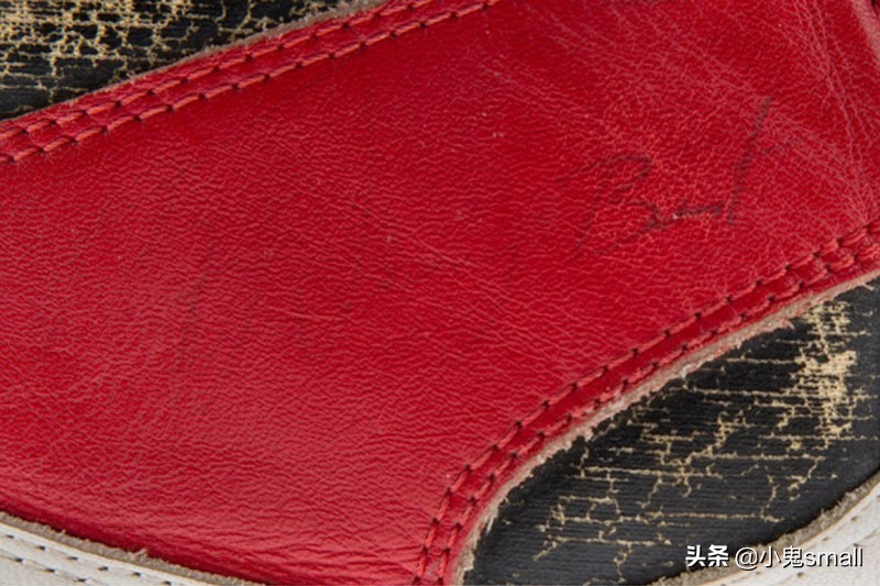 乔丹aj1倒钩深棕鬼脸低帮女鞋,乔丹aj1黑灰脚趾低帮