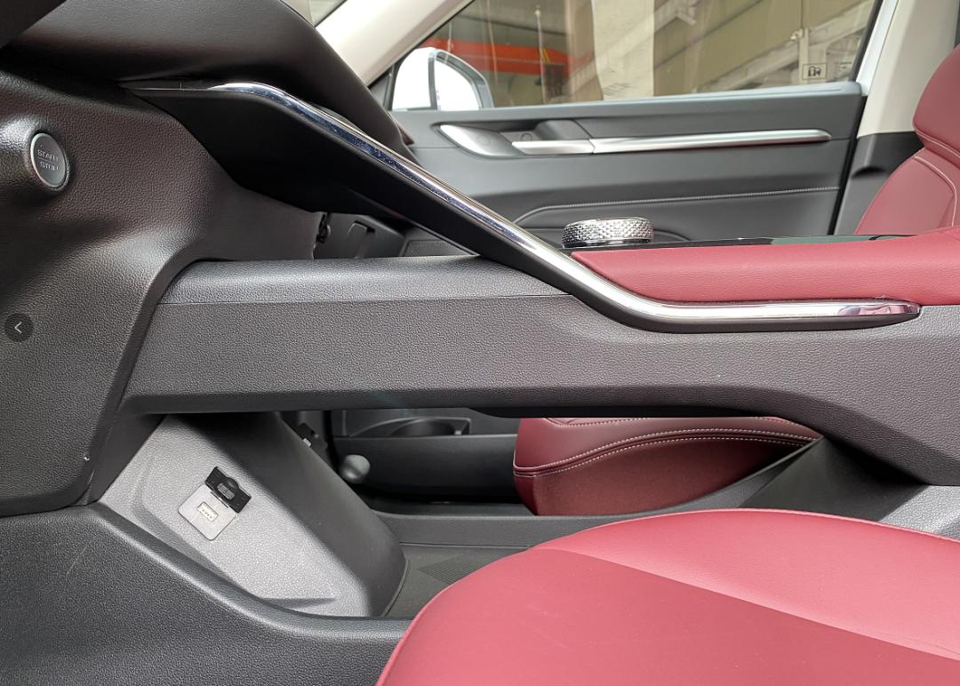 深度分析第三代哈弗h6,实惠又科技感满满的第三代哈弗h6