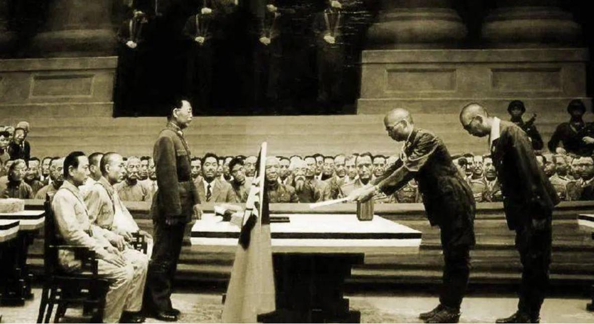 84岁扫地大妈捐24亿,北京扫地大妈捐24亿后续