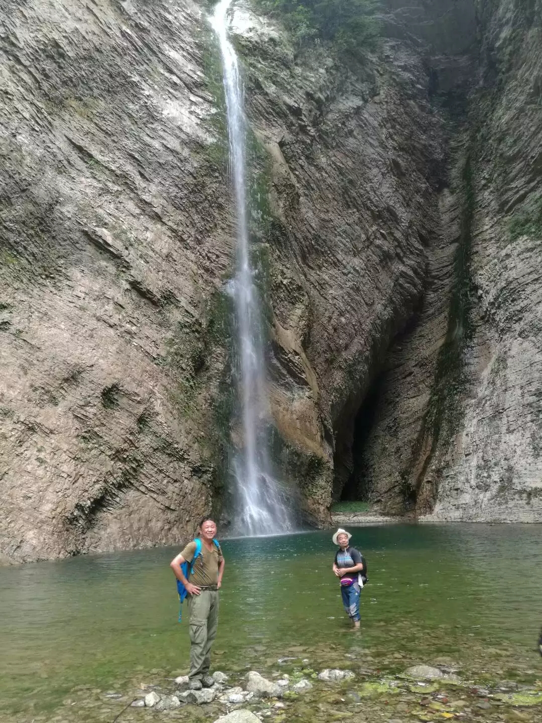 西漂湾瀑布群,建始西漂湾瀑布群