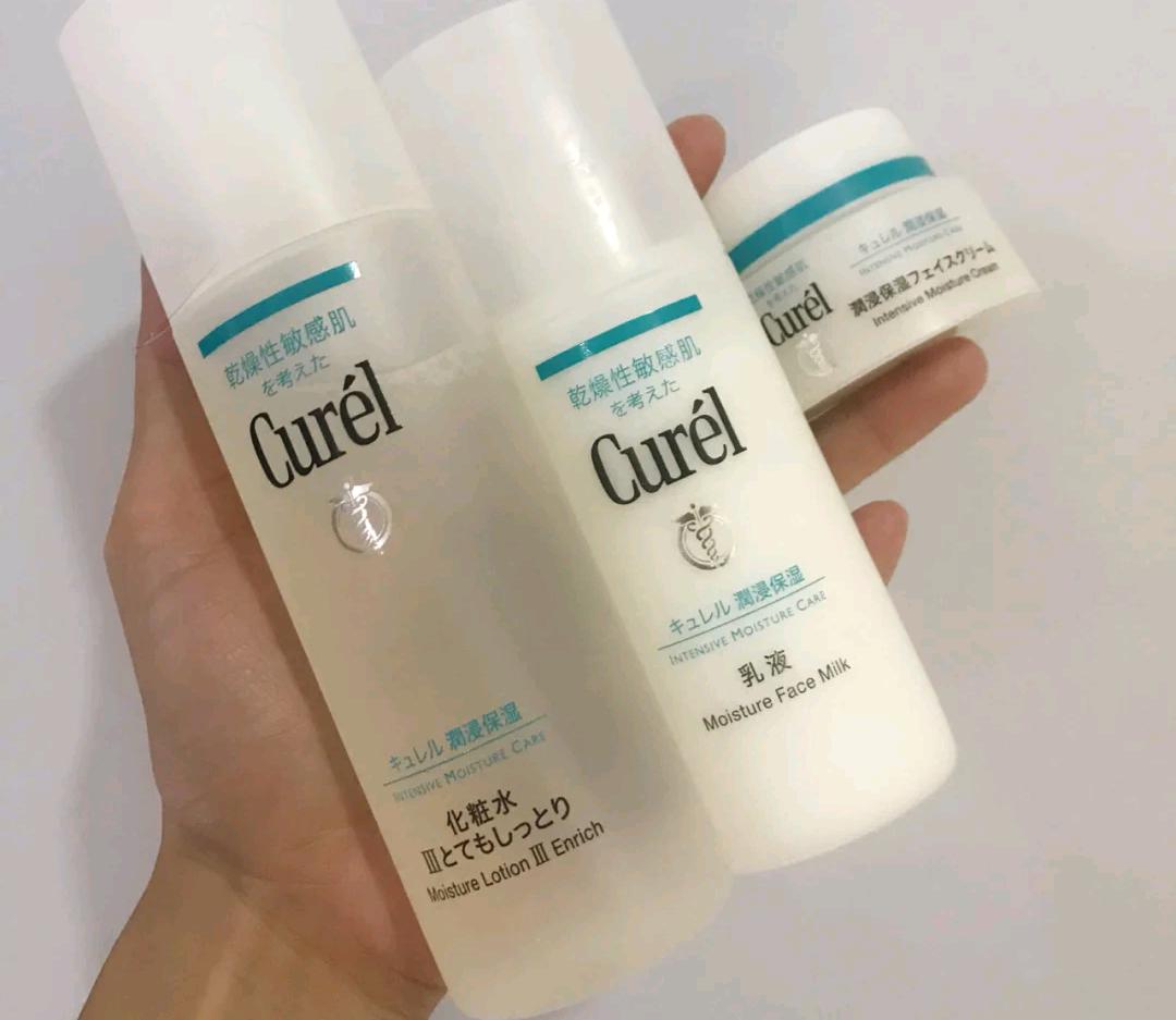 第一款大牌水乳怎么选?黛珂入门,珂润盲选不会错,不差钱用CPB