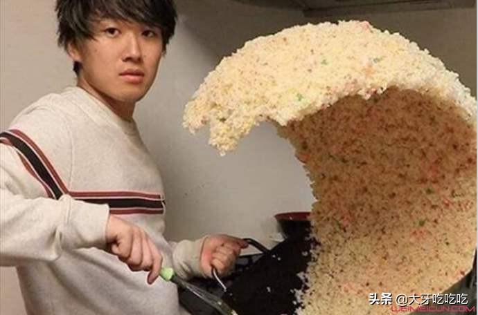 铁锅开锅后铁锅还是糊锅怎么办,开锅时为什么会糊锅