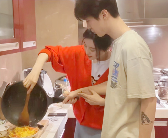 范冰冰和范丞丞的真实关系新闻,范冰冰和范丞丞是亲生姐弟吗