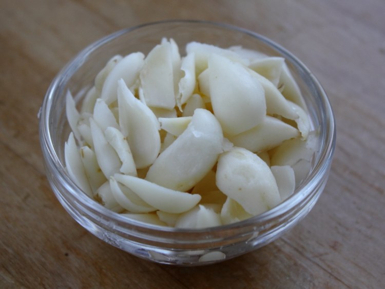 莲子百合和什么煲汤最好,百合莲子红枣粥做法儿童