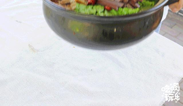 秋冬来袭！来碗养生汤！吃着鸽子喝着汤！请客有面子就到鸽子王