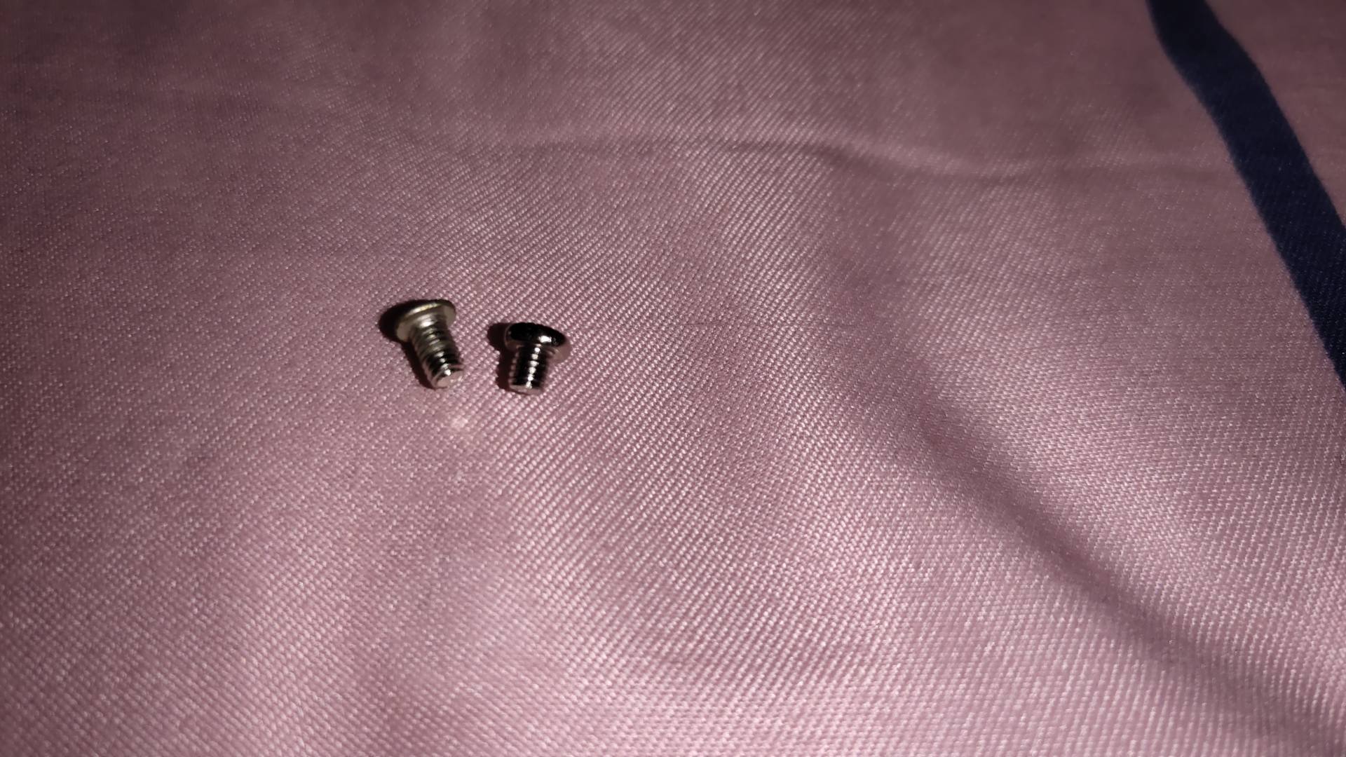 机箱玻璃侧板有必要换亚克力的吗,亚克力侧板对itx机箱影响大吗