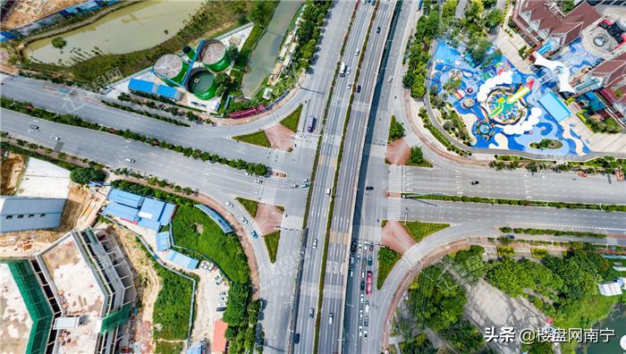 沙井新盘航拍,深圳宝安沙井新建医院最新航拍