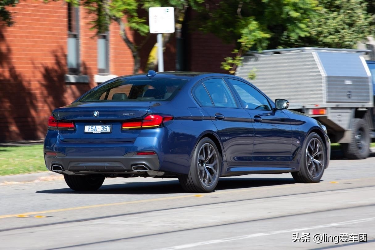 2020款宝马5系进口520i2.0t运动型,2024宝马5系520i