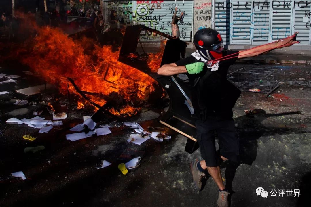 彭斯对中国扎的刀子中，还包着一颗橄榄枝？