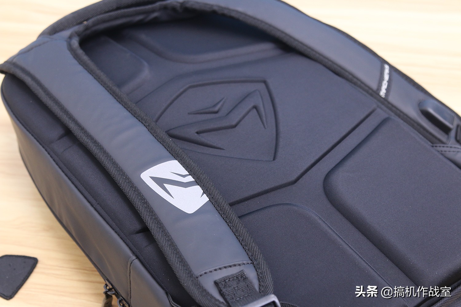 和女友用同款背包是什么感觉？这么会买包，会被夸上天的